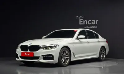 BMW 5-Series · 2018 год
