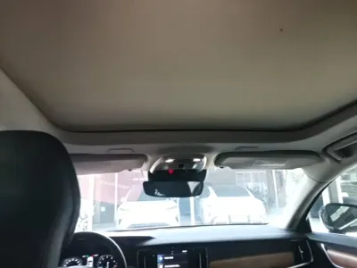 Volvo S90 2019, 145200 км, за 90900 CNY - фото 18