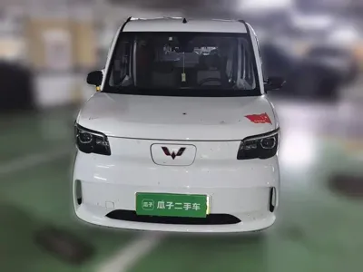 Wuling Zhiguang EV 2025, 12300 км, за 50500 CNY