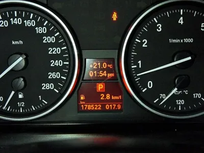 BMW 3-Series 2011, 178522 км, за 9800000 KRW - фото 8