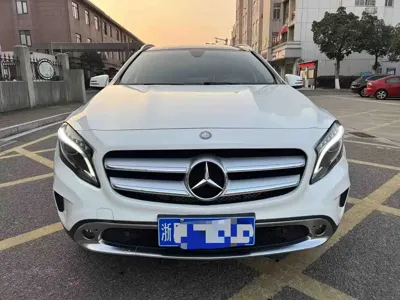 Mercedes-Benz GLA 2016, 58000 км, за 28000 CNY - фото 2