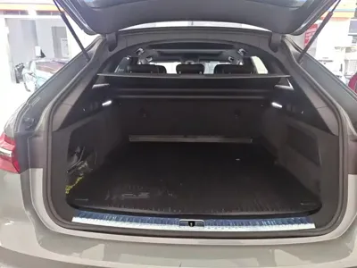 Audi A6 (Import) 2021, 38000 км, за 346800 CNY