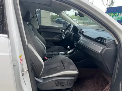 Audi Q3 2019, 35000 км, за 88800 CNY - фото 8