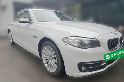 BMW 5 Series 2014, 124700 км, за 80773.47 CNY