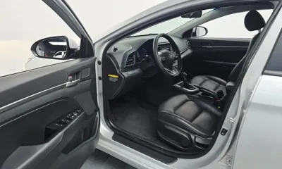 Hyundai Avante 2019, 39813 км, за 10600000 KRW - фото 10