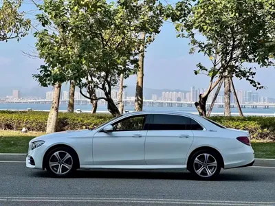 Mercedes-Benz E-Class 2018, 100000 км, за 125500 CNY - фото 7