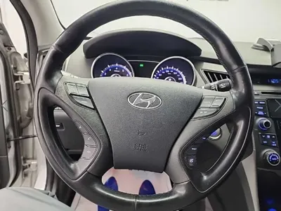 Hyundai Sonata 2013, 147518 км, за 3800000 KRW - фото 12