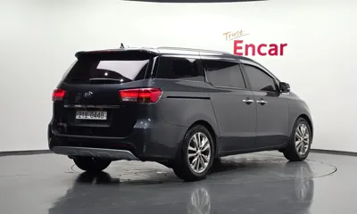 Kia Canival 2016, 172854 км, за 7200000 KRW - фото 2