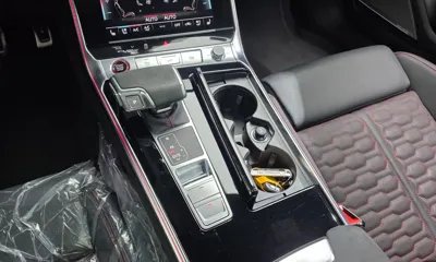 Audi RS7 2025, 17706 км, за 154000000 KRW - фото 9