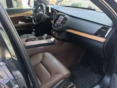 Volvo XC90 2025, 35000 км, за 306000 CNY - фото 8