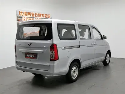 Wuling Rongguang V 2019, 51900 км, за 20800 CNY