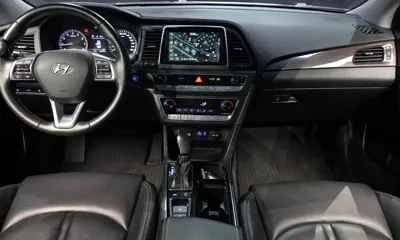 Hyundai Sonata 2018, 100576 км, за 13000000 KRW - фото 7