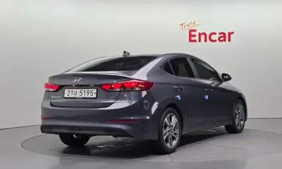 Hyundai Avante 2018, 154290 км, за 7500000 KRW - фото 2