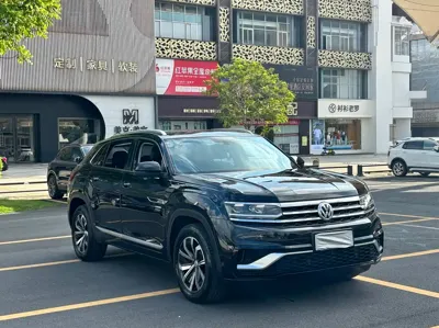 Volkswagen Teramont 2020, 98100 км, за 101800 CNY