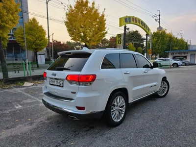 Jeep Cherokee 2018, 143332 км, за 17500000 KRW