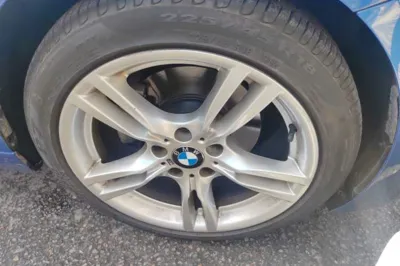BMW 3 Series 2017, 153100 км, за 78477.01 CNY - фото 9