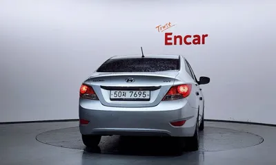 Hyundai Accent 2011, 143766 км, за 4000000 KRW