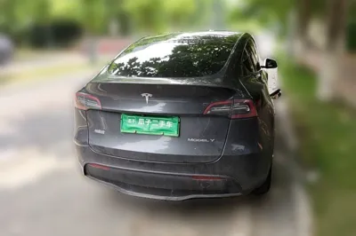 Tesla Model Y 2024, 72700 км, за 220299.25 CNY