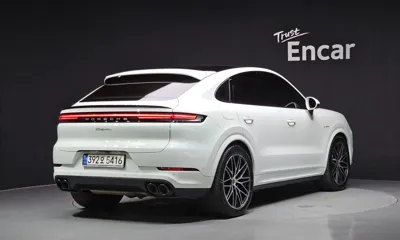 Porsche Cayenne 2024, 33459 км, за 142000000 KRW