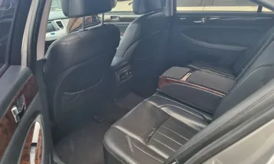 Hyundai Genesis 2010, 128000 км, за 4000000 KRW