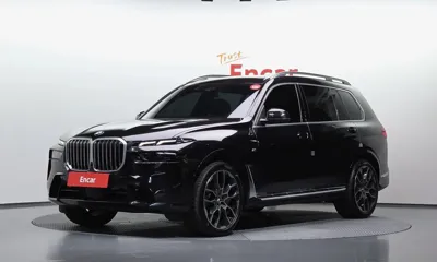 BMW X7 · 2025 год