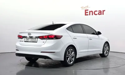 Hyundai Avante 2018, 156752 км, за 7000000 KRW - фото 2