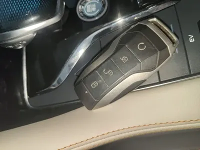 BYD PLUS New Energy 2021, 63000 км, за 61200 CNY - фото 9
