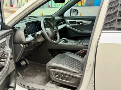 GAC Motor Trumpchi GS8 2023, 79000 км, за 128000 CNY - фото 5