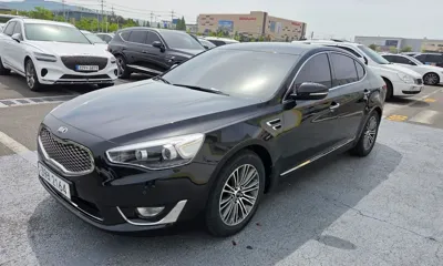 Kia K7 · 2015 год