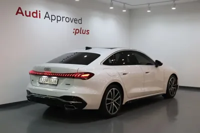 Audi A5 2025, 3248 км, за 51000000 KRW