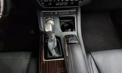 Lexus ES 2017, 75436 км, за 25000000 KRW - фото 9