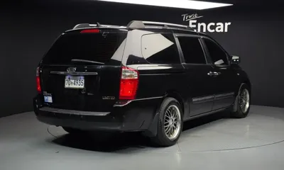Kia Canival 2006, 177027 км, за 2090000 KRW