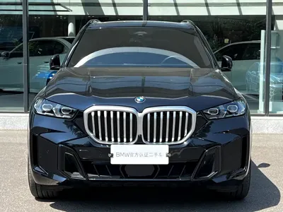 BMW X5 2025, 17000 км, за 568800 CNY