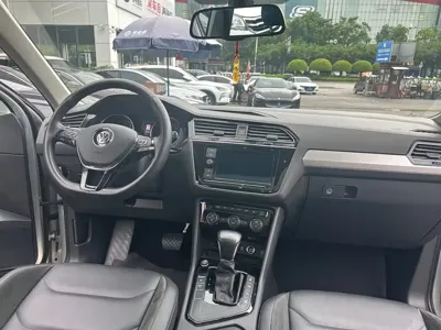 Volkswagen Tiguan L 2019, 160000 км, за 63600 CNY - фото 12