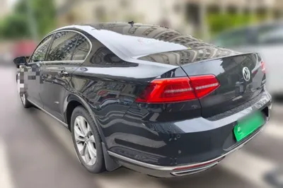 Volkswagen Magotan 2019, 72600 км, за 101772.4 CNY