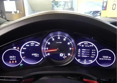 Porsche Cayenne 2023, 38000 км, за 101000000 KRW - фото 8