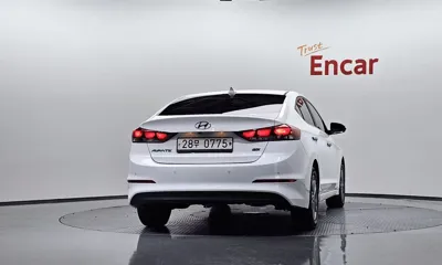 Hyundai Avante 2017, 118346 км, за 9600000 KRW - фото 4