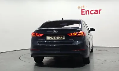 Hyundai Avante 2016, 158312 км, за 5200000 KRW