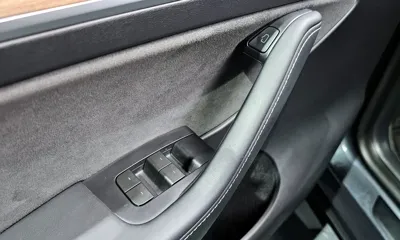 Tesla Model Y 2024, 46220 км, за 39900000 KRW - фото 27