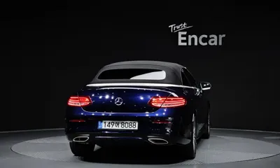 Mercedes-Benz C-Class 2017, 64972 км, за 26000000 KRW