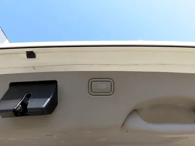 Kia Canival 2018, 157801 км, за 10500000 KRW - фото 16