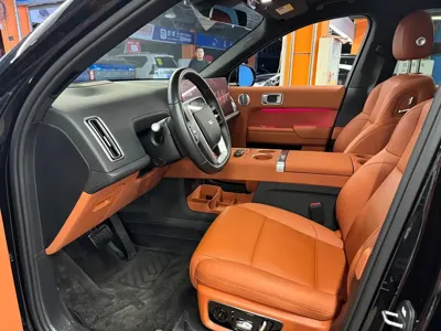Li Auto Li L8 2025, 25000 км, за 270000 CNY - фото 3