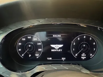 Bentley Bentayga 2023, 20026 км, за 243000000 KRW - фото 8