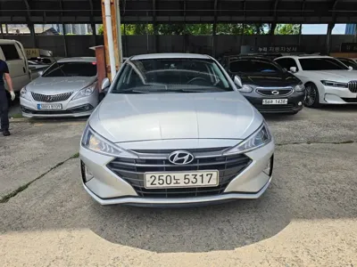 Hyundai Avante · 2019 год