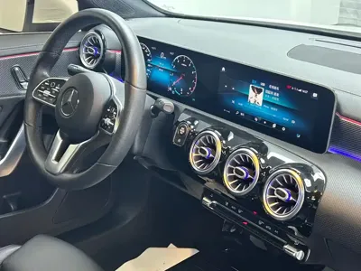 Mercedes-Benz A-Class 2019, 48000 км, за 62800 CNY - фото 6