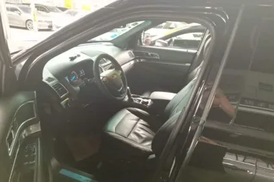 Ford Explorer 2017, 64600 км, за 85640.27 CNY - фото 17