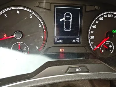 Volkswagen T-Roc 2018, 85300 км, за 45500 CNY - фото 9