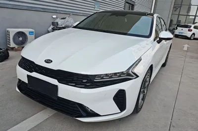 Kia K5 · 2020 год