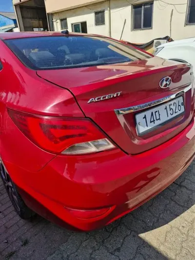 Hyundai Accent · 2015 год