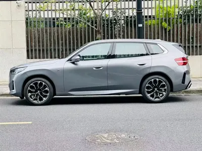 BMW X3 2025, 4900 км, за 325800 CNY